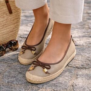 Michael Kors Gold Canvas Jute and Leather Espadrille Flats NEW size 7.5